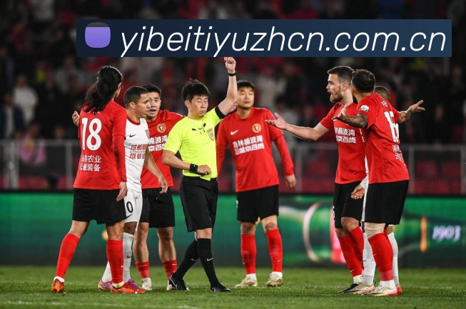 斯皮思高尔夫技术解析与赛事表现观察带你了解冠军成长历程和竞技智慧:最新赛事动态与深度分析 斯皮思高尔夫技术解析与赛事表现观察带你了解冠军成长历程和竞技智慧:最新赛事动态与深度分析
